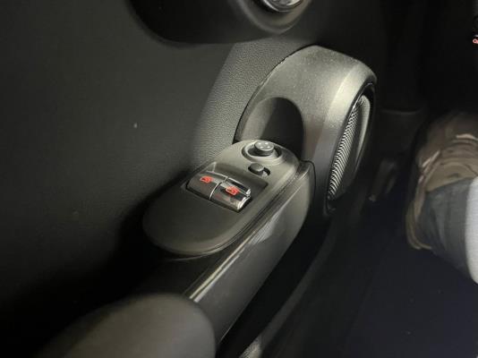 MINI Cooper Essential 1.5 136pk 2022 (Origineel-NL), P-668-SJ