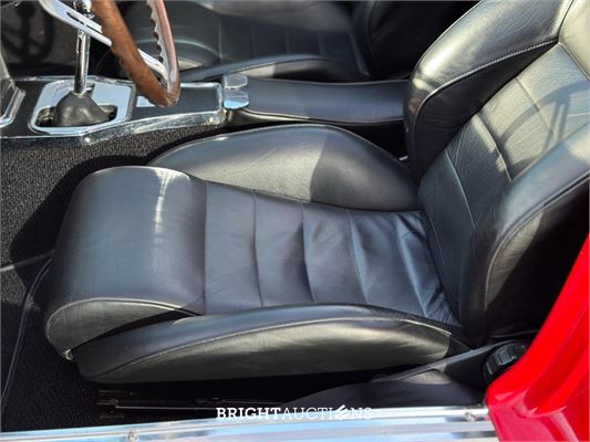 Chevrolet Corvette C2 Sting Ray  Convertible 5.7 V8 (1965), DL-45-58