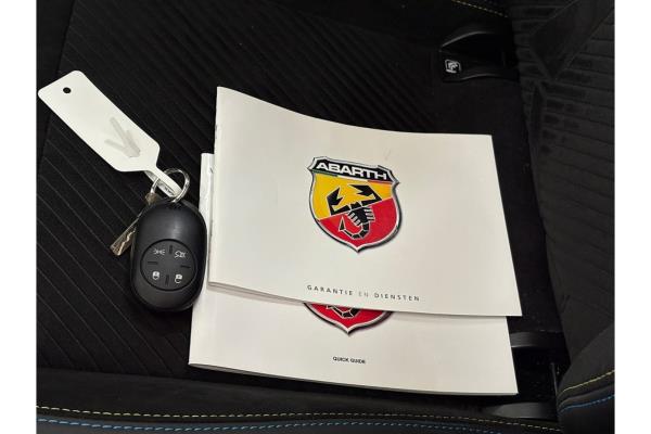 Fiat 500C Abarth Turismo 42 kWh 155pk 2025 (Origineel-NL), HSZ-26-J
