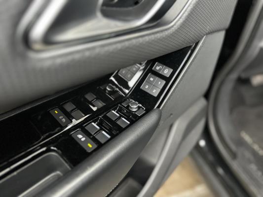 Land Rover Range Rover Velar 2.0 I4 Turbo AWD R-Dynamic SE 250pk 2017 (Origineel-NL), PL-742-K