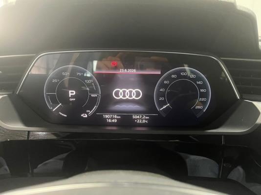 Audi e-tron 55 Business edition Quattro 95 kWh 408pk 2021 (Origineel-NL), L-079-HT