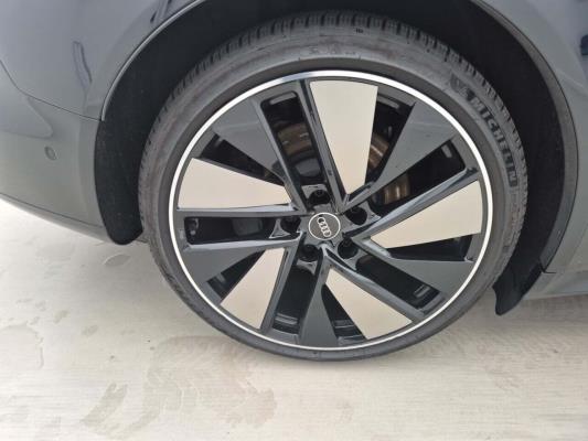 Audi e-tron GT GT 93 kWh 476pk 2023 (Origineel-NL), X-159-JX