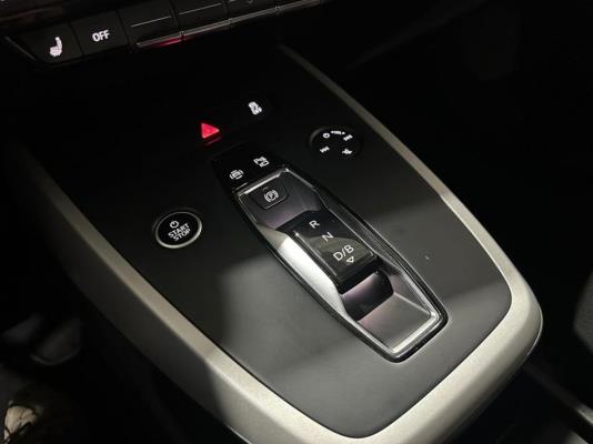 Audi Q4 35 Launch Edition 55 kWh 170pk 2021 (Origineel-NL), N-506-XJ