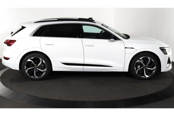 Audi e-tron 55 S edition Quattro 95 kWh 408pk 2022 (Origineel-NL), S-713-BN