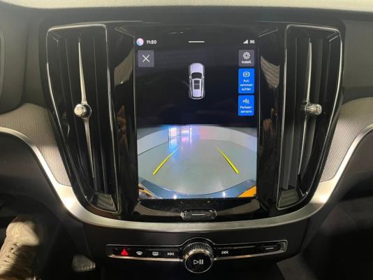 Volvo V60 T6 Plug-in Hybrid Plus Dark 2.0 AWD 398pk 2023 (Origineel-NL), T-198-JS