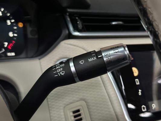 Land Rover Range Rover Velar 2.0 P400e R-Dynamic HSE 300pk 2021 (Origineel-NL), L-870-KS