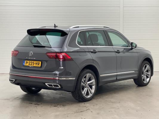 Volkswagen Tiguan eHybrid R-Line Business 1.4 TSI 265pk 2022 (Origineel-NL), P-225-HR