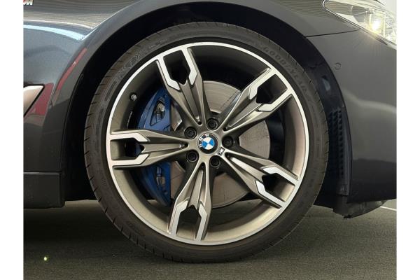 BMW M550d xDrive 5 Serie High Executive 399pk 2019 5-Serie, R-967-HZ