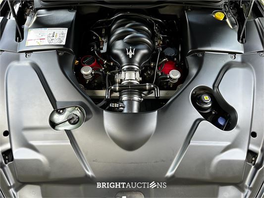Maserati GranTurismo S 4.7 V8 440pk 2009