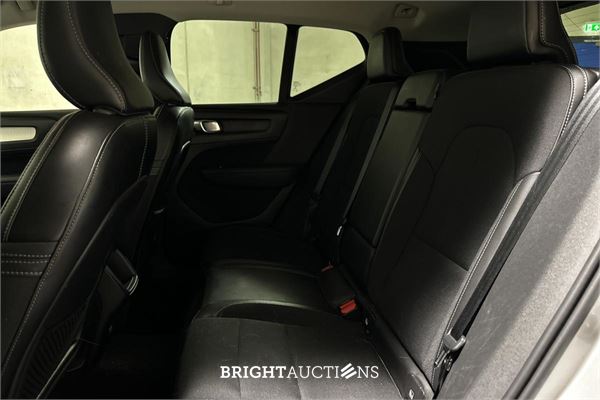 Volvo XC40 1.5 T3 Momentum 156pk 2018 (Origineel-NL), TS-939-D