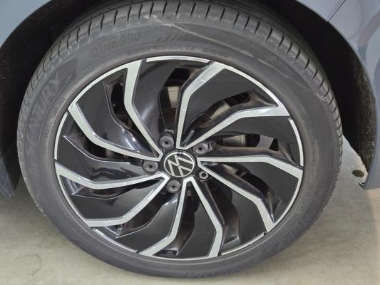 Volkswagen Golf eTSI 1.5 150pk 2020, X-559-GZ