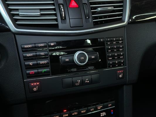 Mercedes-Benz E63 AMG 6.3 V8 -CARBON- 525pk 2010 (Origineel-NL), 47-LKB-6