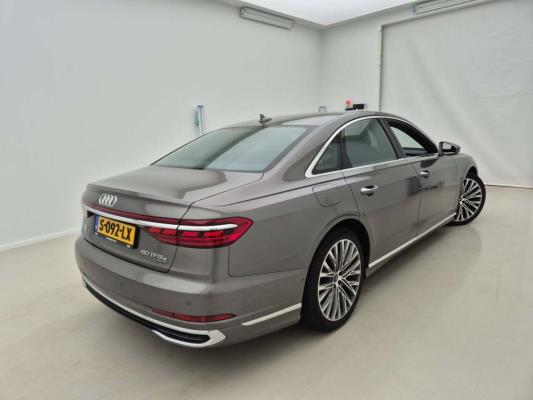 Audi A8 60 E TFSI Quattro 476pk 2023 (Origineel-NL), S-092-LX