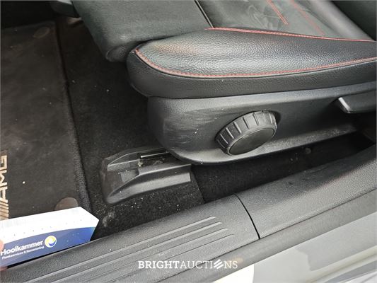 Mercedes-Benz A200 Business Solution AMG 163pk 2018 A-klasse, XT-864-L