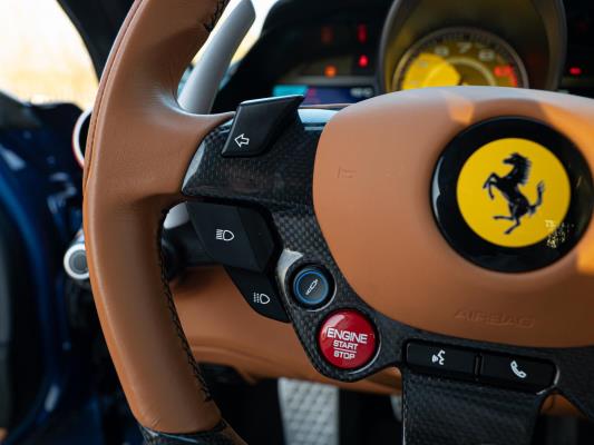 Ferrari 812 Superfast 6.5 V12 HELE -CARBON- 796pk 2020