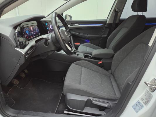 Volkswagen Golf Life 1.5 TSI 131pk 2020 (Origineel-NL), J-437-KF