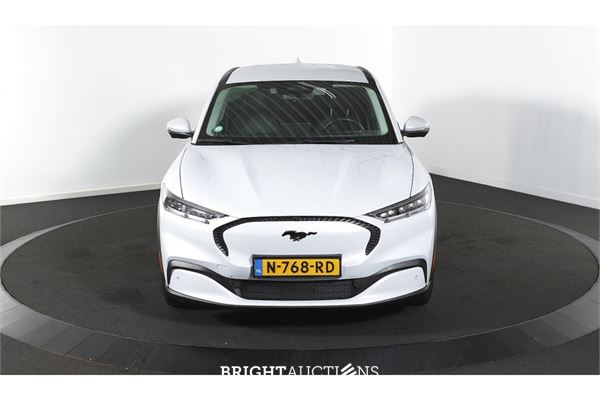 Ford Mustang RWD 75 kWh 2021 (Origineel-NL), N-768-RD