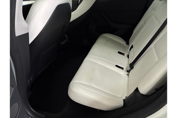 Tesla Model Y Performance AWD 75 kWh 462pk 2023 (Origineel-NL), S-849-RZ