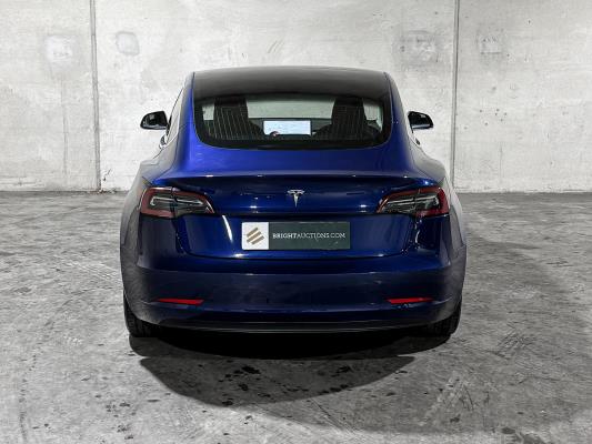 Tesla Model 3 Standard RWD Plus 60 kWh 238pk 2020 (Origineel-NL & 1e Eigenaar), J-584-BF