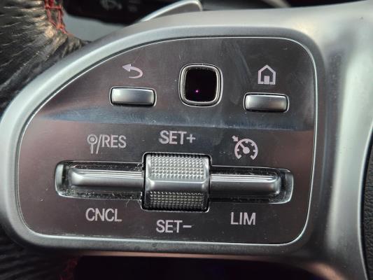 Mercedes-Benz GLB 180 d Business Solution AMG 116pk 2021 (Origineel-NL) GLB-Klasse, L-942-DJ