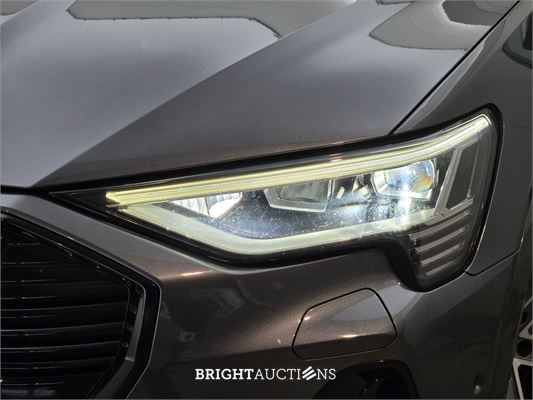 Audi e-tron 50 e-tron Launch edition Black Quattro 71 kWh 313pk 2019 (Origineel-NL), G-918-VX