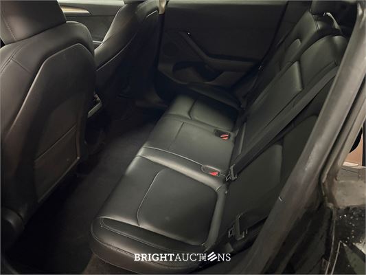 Tesla Model Y RWD 58 kWh 2022 (Origineel-NL), R-194-TR