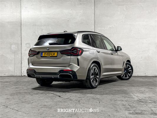 BMW iX3 High Executive 80kWh 286pk 2022, T-113-LV