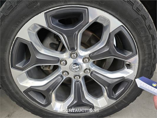 Dodge Ram 1500 4x4 Crew Cab Limited 5.7 V8 402pk 2019 (Origineel-NL), VBV-05-L