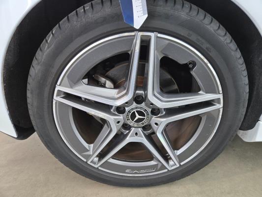 Mercedes-Benz A200 Premium Plus 163pk 2019 A-klasse, R-076-GG