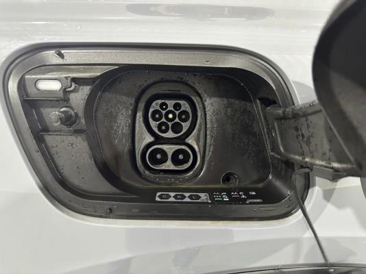 Audi Q4 35 Launch Edition 55 kWh 170pk 2021 (Origineel-NL), N-506-XJ