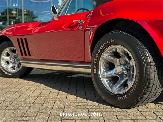 Chevrolet Corvette C2 Sting Ray  Convertible 5.7 V8 (1965), DL-45-58