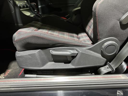 Volkswagen Golf GTI Performance (VII / MK7 / Golf 7) 396pk 2014 