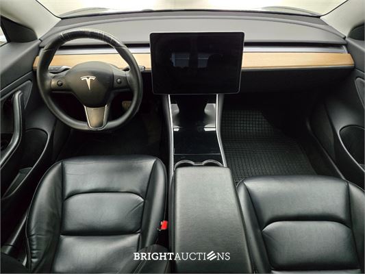 Tesla Model 3 Standard RWD Plus 60 kWh 238pk 2019 (Origineel-NL), G-349-DS