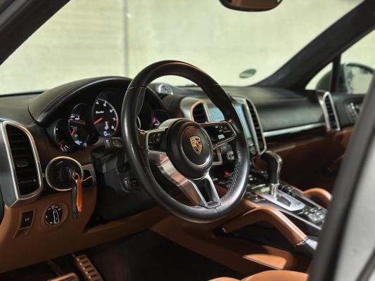 Porsche Cayenne Turbo 4.8 V8 520pk 2017 Sport-Chrono