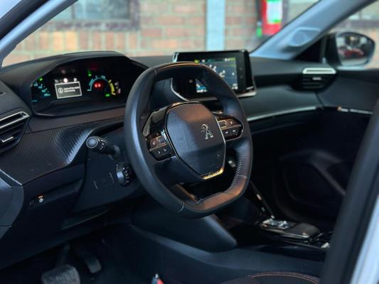 Peugeot e-208 EV Active Pack 50 kWh 136pk 2022 (Origineel-NL+1e eigenaar), P-507-VH