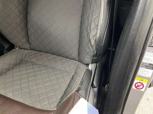 Toyota C-HR Hybrid Executive 1.8 170pk 2017, P-886-JB