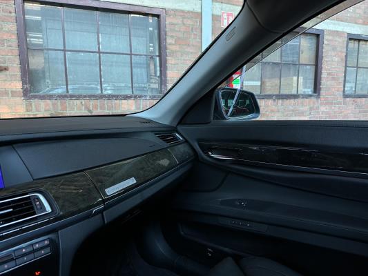 BMW ActiveHybrid7 F04 4.4 V8 7-serie 465pk 2011 -Youngtimer-