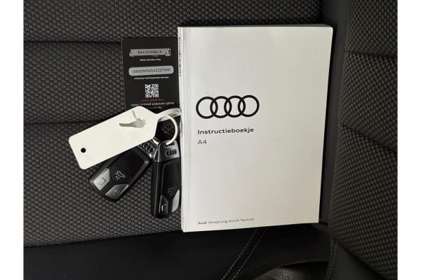Audi A4 Avant 35 S edition Competition TFSI 149pk 2022 (Origineel-NL), P-104-HH