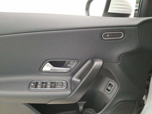 Mercedes-Benz A 180 Limousine D Style 2.0 116pk 2021 A-klasse