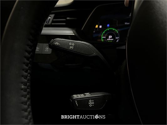 Audi e-tron 50 quattro edition 71 kWh 313pk 2020 (Origineel-NL + 1e eigenaar), J-948-HF