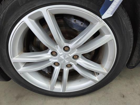 Tesla Model S Base 333pk 2015, GGD-49-B