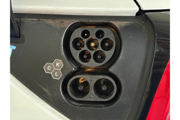 Tesla Model Y Performance AWD 75 kWh 462pk 2023 (Origineel-NL), S-849-RZ