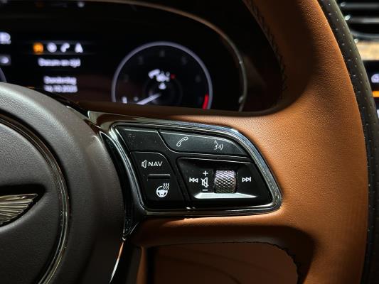 Bentley Bentayga 4.0 V8 549pk 2022 (Origineel-NL + 1e Eigenaar), N-251-VK