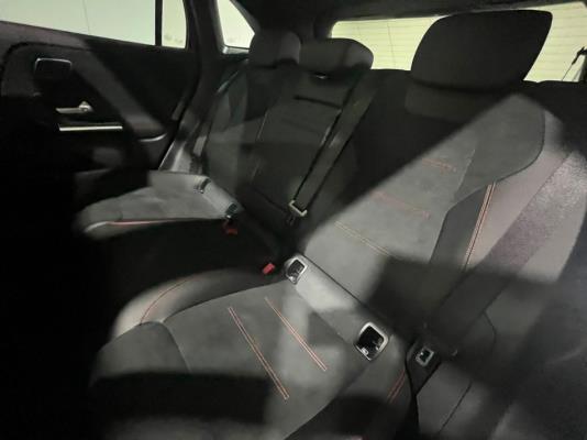 Mercedes-Benz EQA 25067 Business Solution AMG 67 kWh 190pk 2021 (Origineel-NL) EQA-Klasse, L-216-SF