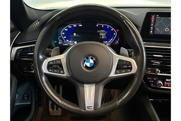BMW M550d xDrive 5 Serie High Executive 399pk 2019 5-Serie, R-967-HZ