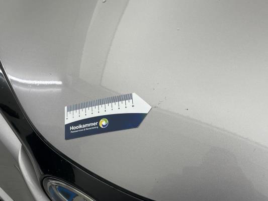 Toyota C-HR Hybrid Executive 1.8 170pk 2017, P-886-JB