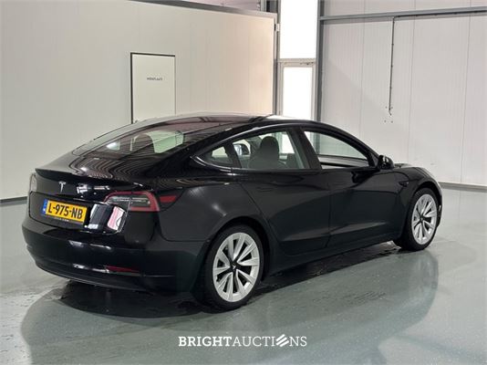 Tesla Model 3 Standard RWD Plus 60 kWh 238pk 2021 (Origineel-NL), L-975-NB