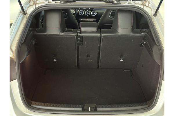 Mercedes-Benz A180 Business Solution AMG 136pk 2021 (Origineel-NL) A-klasse, K-207-KR