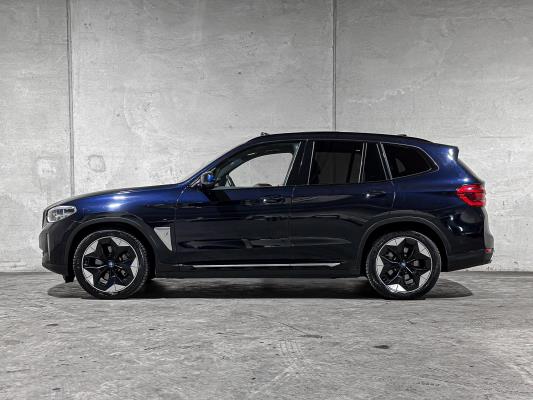 BMW iX3 High Executive 80 kWh 286pk 2021 G08 (Origineel-NL + 1e Eigenaar), N-444-RG