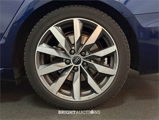 Audi A4 Avant 35 S edition Competition TFSI 149pk 2024 (Origineel-NL), Z-046-PK